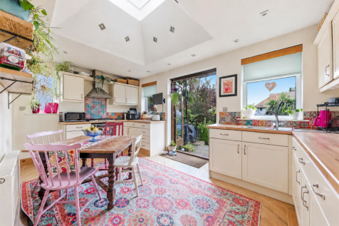 Amended Kitchen photo.png