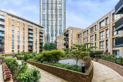 A modern one bedroom apartment to rent located on the second floor of this stylish development located opposite Canada Water tube station with gym.
