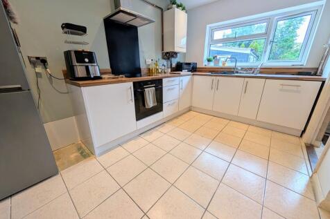 PXL_20250816_0921...