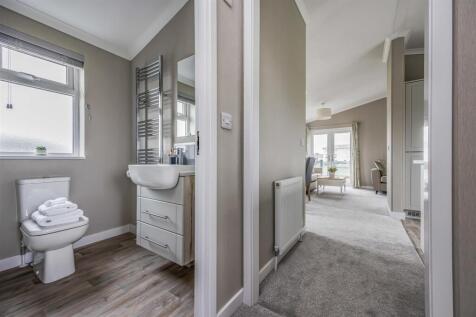 Plot 19 Littlehampton Marina-Small-PorticoMarketin