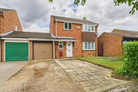 CAM02773G0-PR0332-STILL001