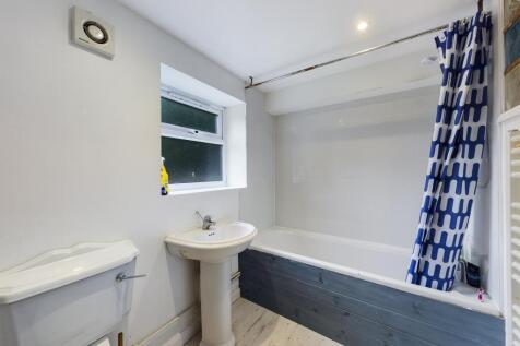 CAM00080P1-PR0397-STILL13