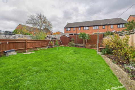 CAM03852G0-PR0466-STILL007-thumbnail-h750-70