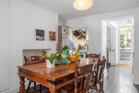 Reception/Kitchen