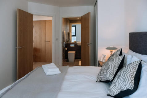 2 Bed Show Flat 26 (8)