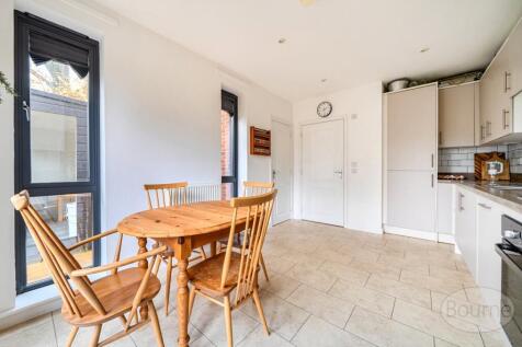 e1f4031d-5948-4fb...