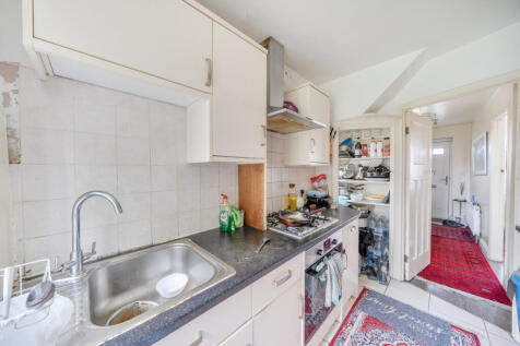 1369945-6-68ef776...