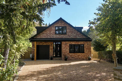 38 Moor Lane, Bramhall, Woodford