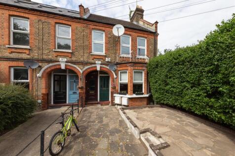 Winns Avenue, E17