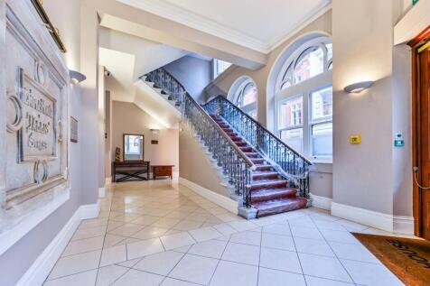 2 bed, 2 bath Flat in manchester - Photo 14
