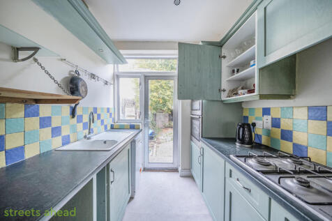 fd661fc0-298b-4a3...