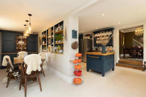 Open plan kitchen/diner