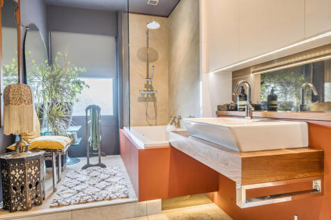 1362799-3-68e7e41...