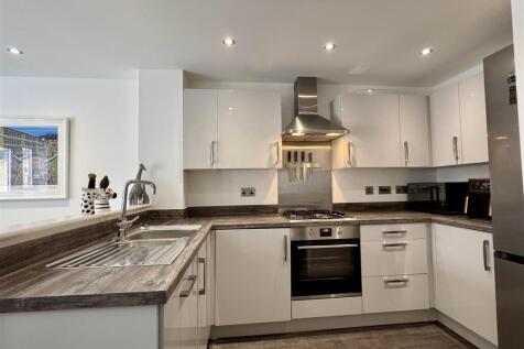 Open Plan Kitchen Dining Room