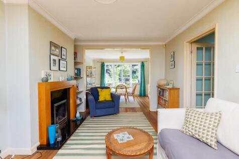 33 Overndale Road-18.jpg