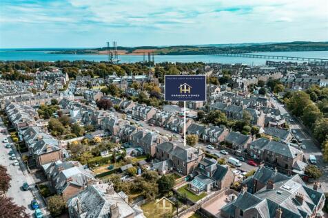 27 SHAMROCK ST DD4 7AH EDIT (21 of 68) 1.jpg