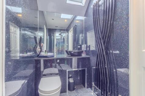 7 bed, 6 bath Detached Villa in Glasgow - Photo 57