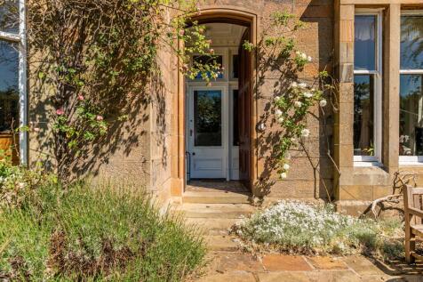 5 bed, 3 bath Detached in Glasgow - Photo 49