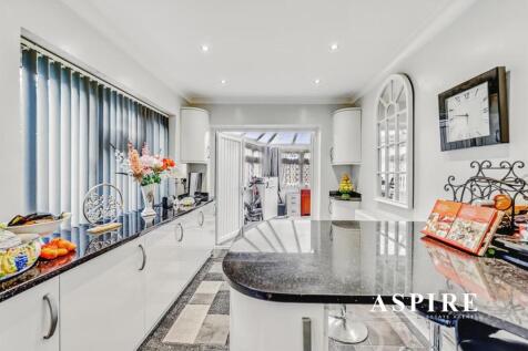 Aspire Estate Agents1.jpg