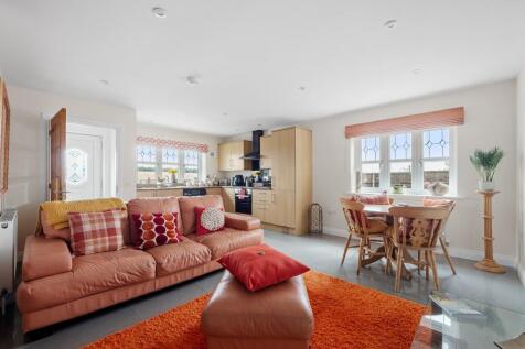 Open Plan Living Spa
