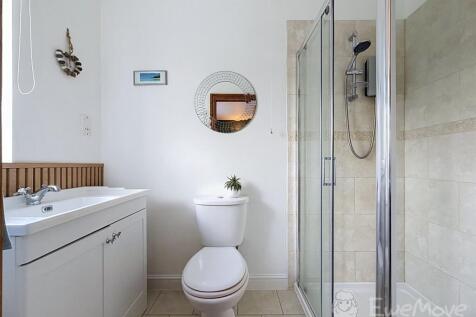 En suite Shower room to Main Bedroom