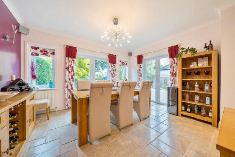 1353164-18-68e8e3...