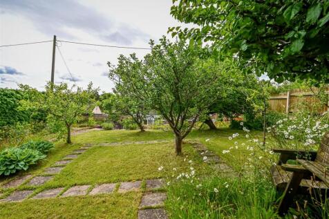 40 Ludlow Road-13.jpg