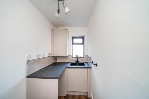 Webbs Estate Agents-10.jpg