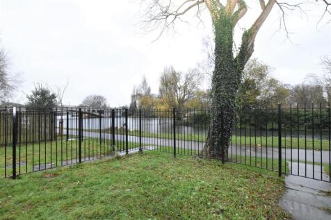 21 Kingfisher (12).JPG