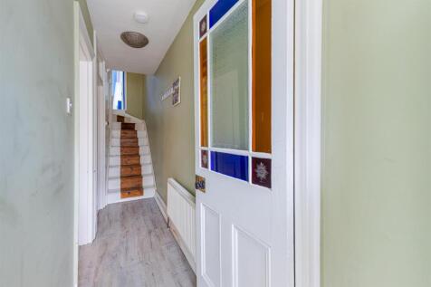 A19 - 15 Ford Valley, Dartmouth - 250722.jpg