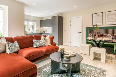 North Gate Park - Show Apartment - Living