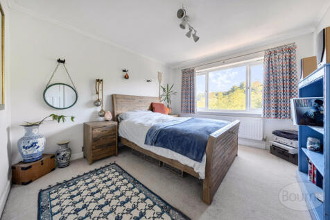 3bf13727-215f-42f...