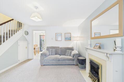 CAM02023G0-PR0173-STILL031