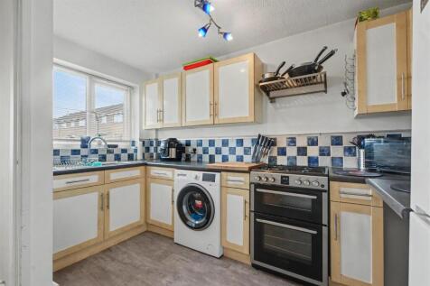 Kitchen (1).jpeg