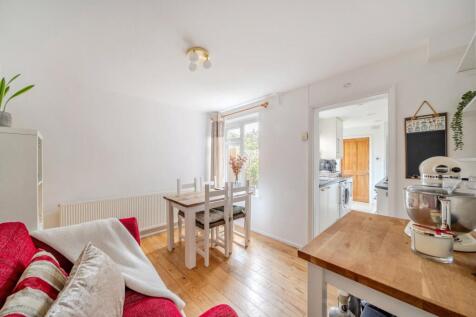 1375091-9-69131d9...