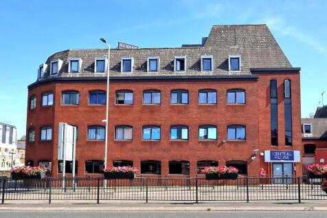 1 Bedroom Flat in CM2 0GE