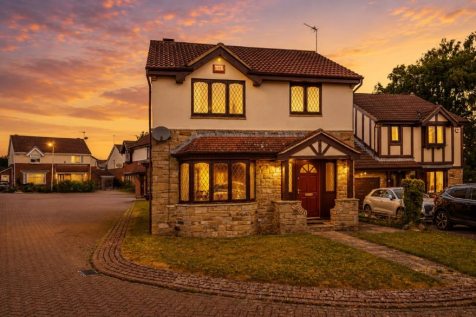 Twilight External Front