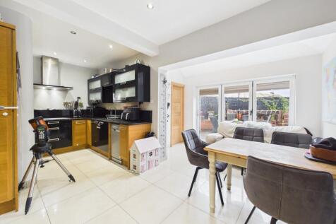 Kitchen/Dining/Living