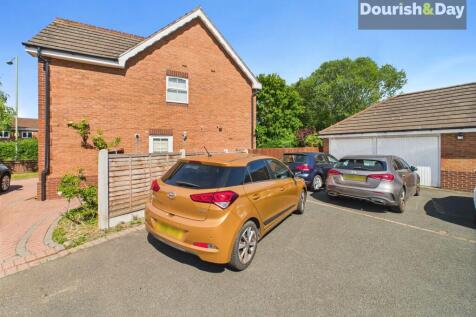 Side Elevation / Garage