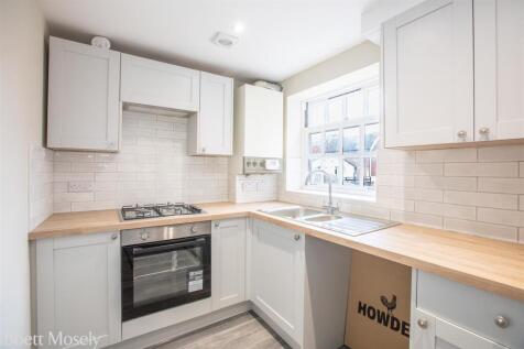 8 Lawson Mews7-resized.jpg
