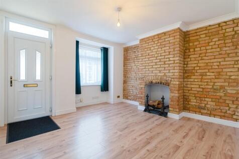 Living Room..jpg