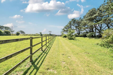 1311664-17-685572...