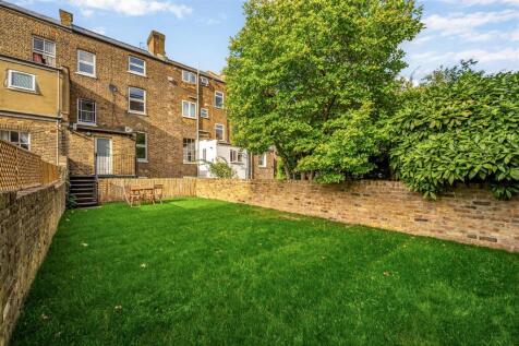 Flat 2 - 86 The Grove-19.jpg