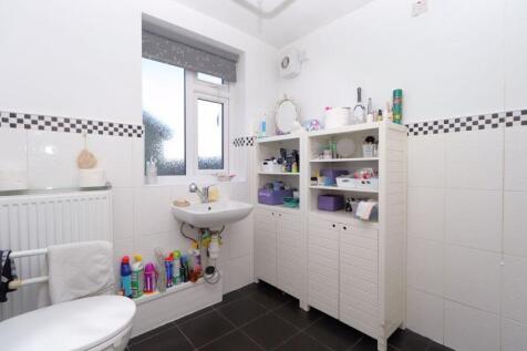 Master Bedroom - En-Suite Wet Room