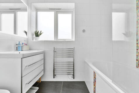 1313556-27-685c3d...