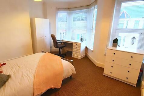 Call 02920 454555 to secure your viewing_9