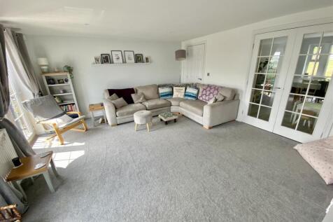 Bramleys Estate Agents - Whitley Road - Dewsbury (