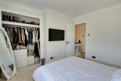 Main Bedroom 1.jpg