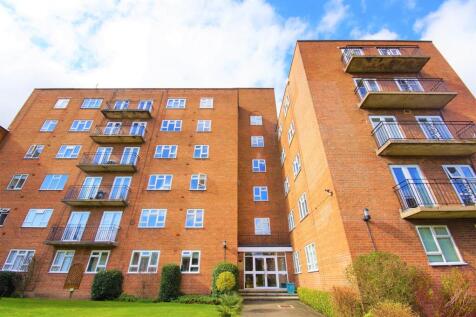 *ONE BEDROOM APARTMENT*AVAILABLE END OF JULY!*FURNISHED* We are delighted to offer to the market this one bedroom, third floor flat which is located in this well maintained gated development which is
