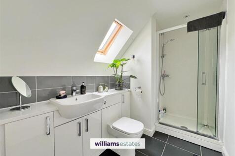 Bedroom One En-Suite